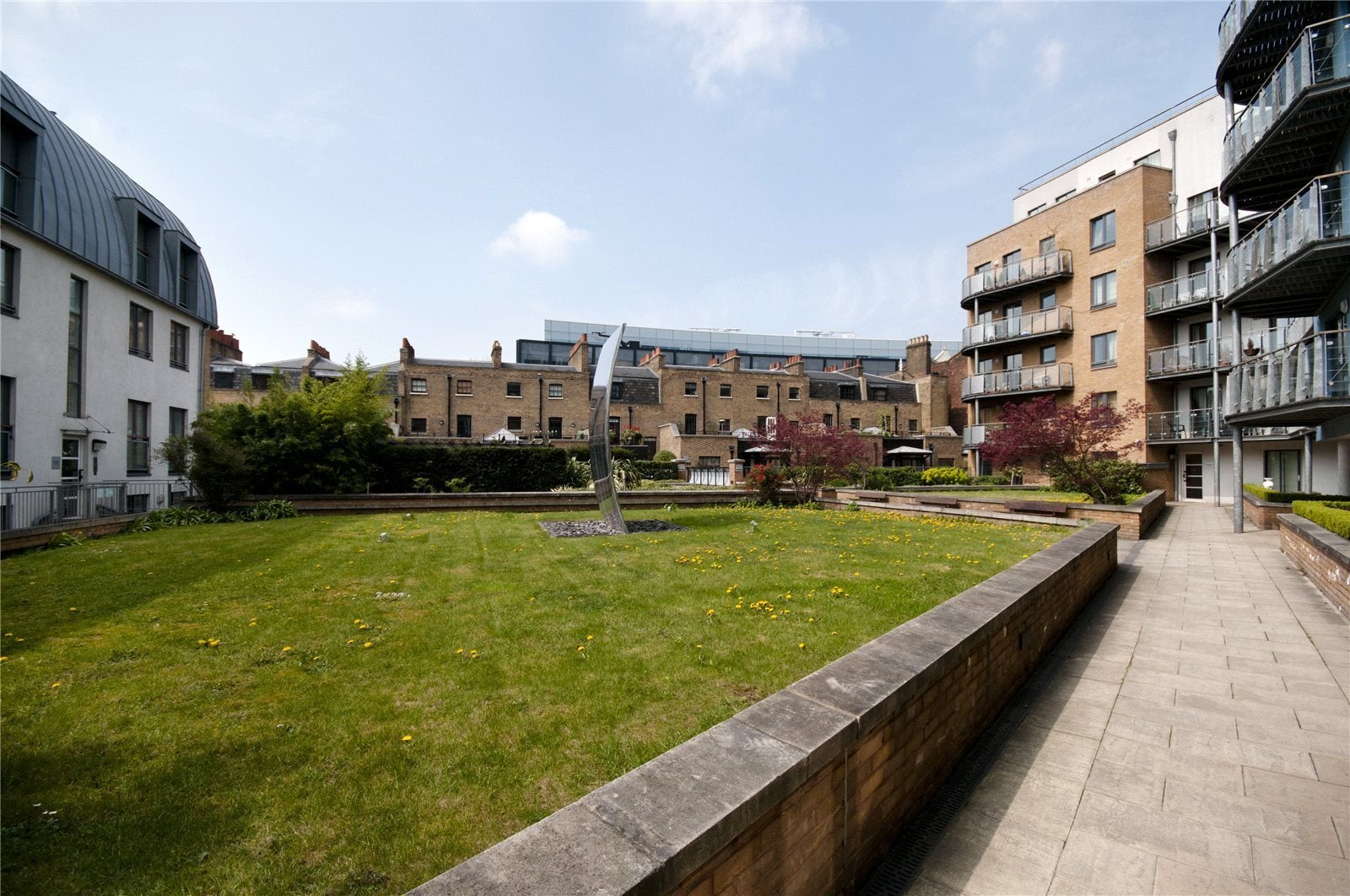 Flat Owen Street in Greater London