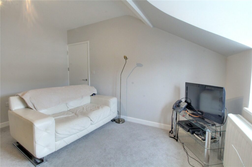 Flat Union Street in Rushmoor