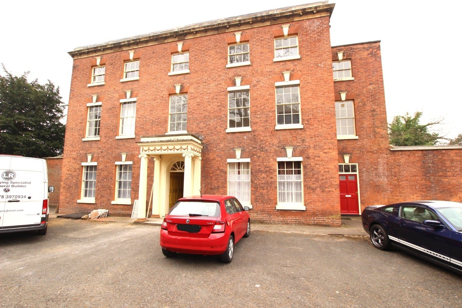 Flat Barbourne Road in Worcester