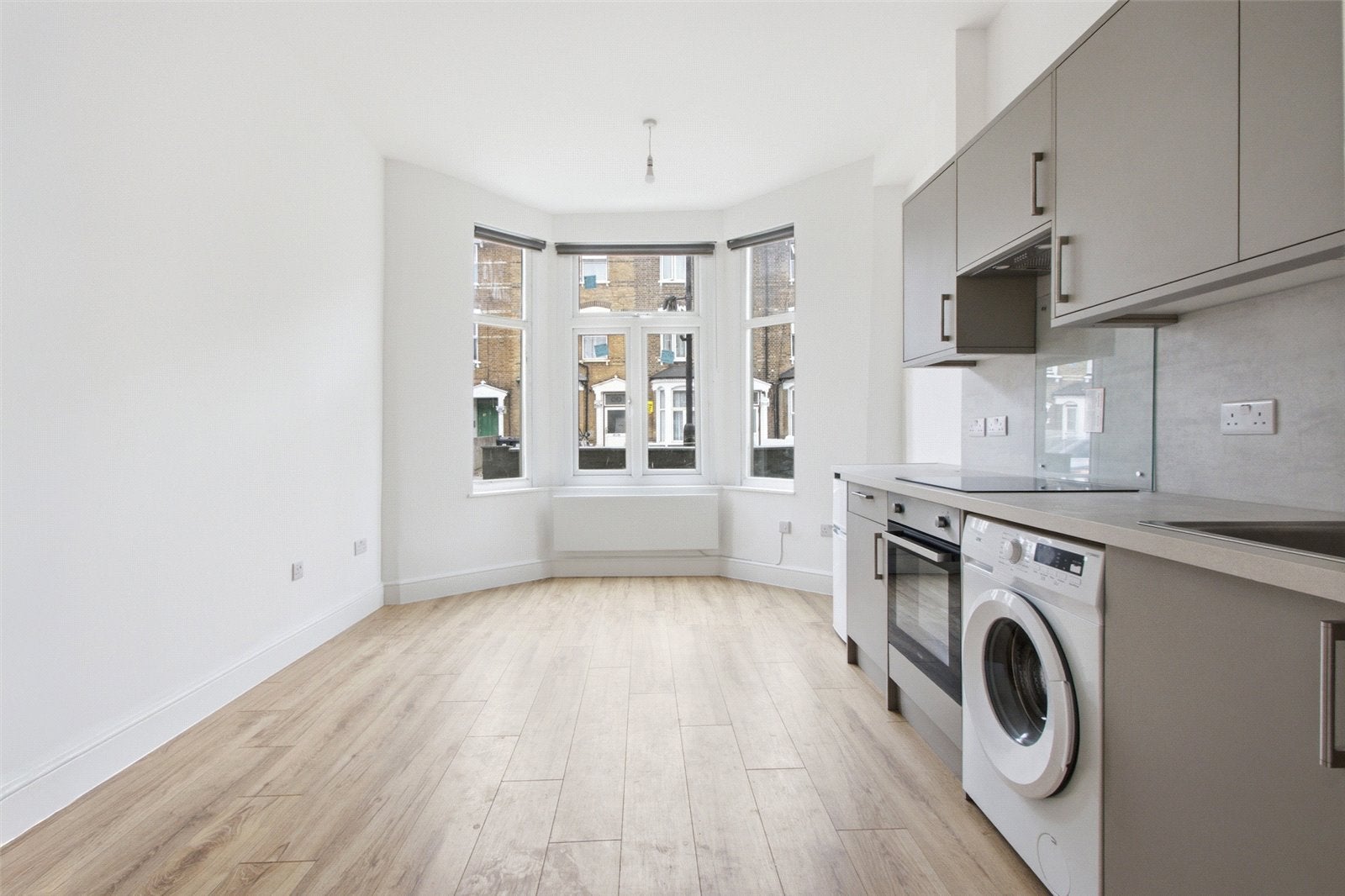 Flat Rock Street in Greater London