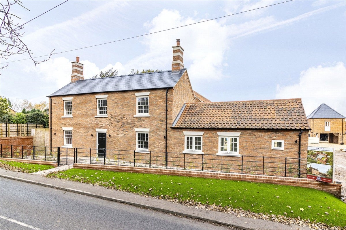 House Wellow Road in Newark and Sherwood