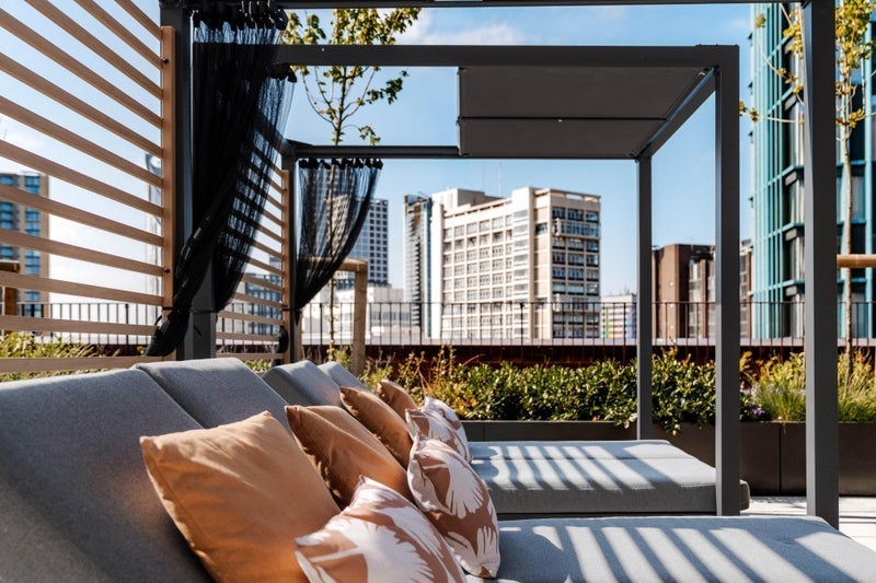 Room Avonmouth Street in Greater London
