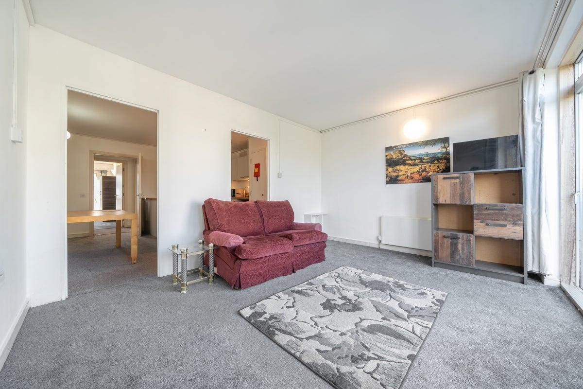 Flat John Harrison Way in Greater London