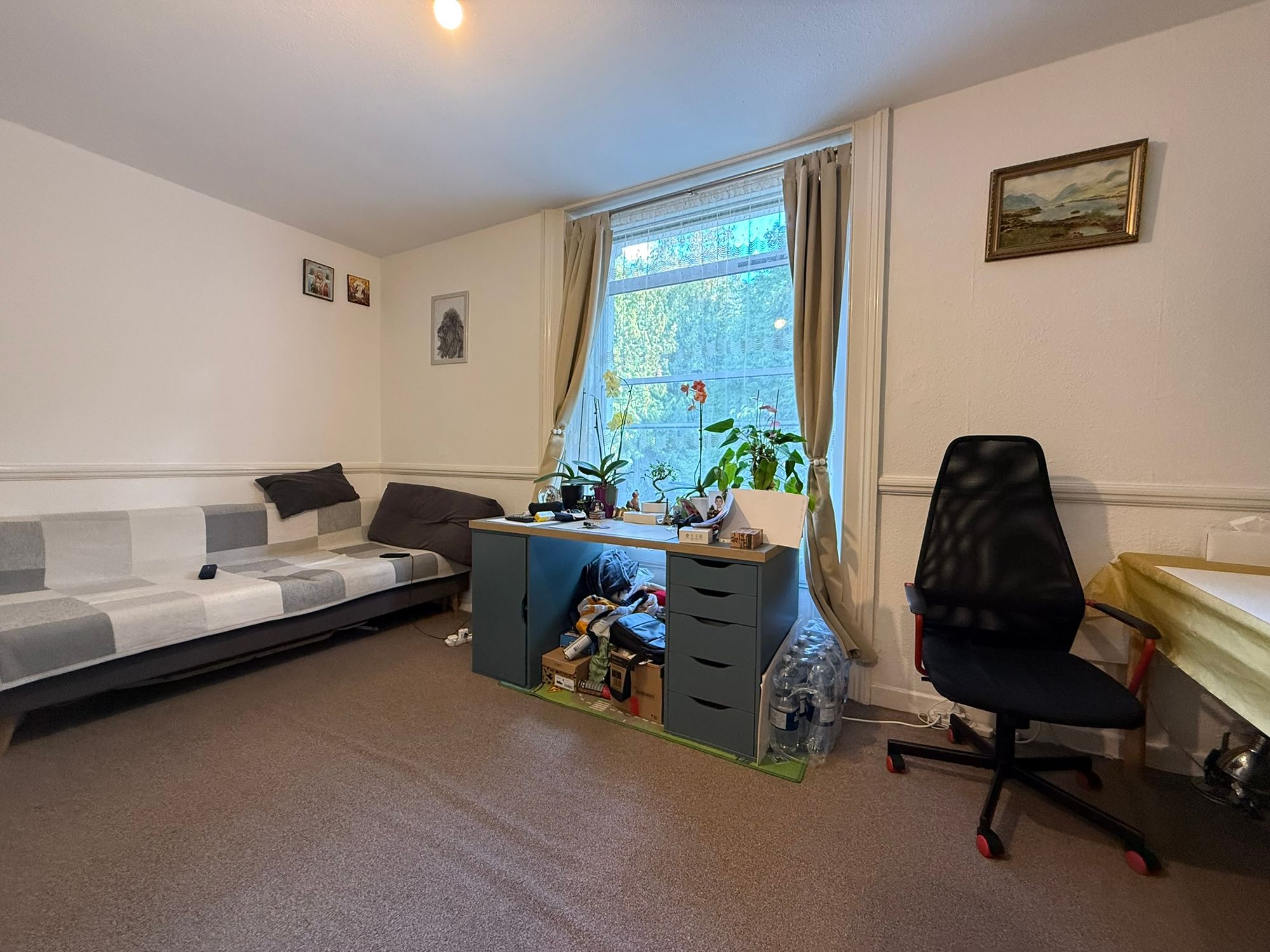 Flat Broadwater Down in Tunbridge Wells