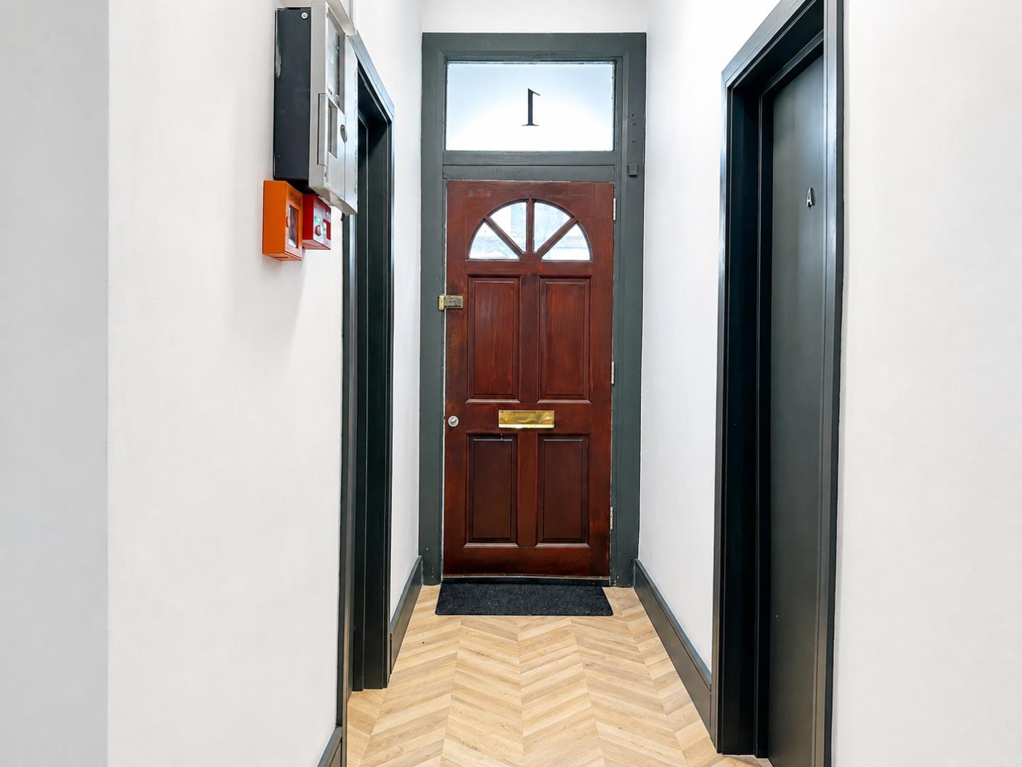 Room Colless Road in Greater London