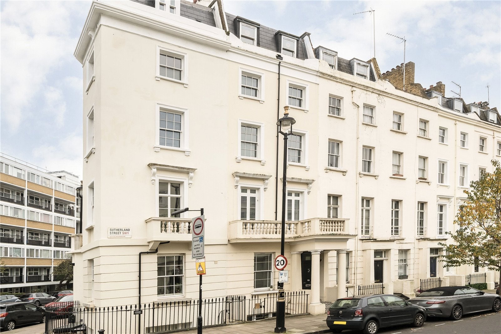 Flat Sutherland Street in City of Westminster