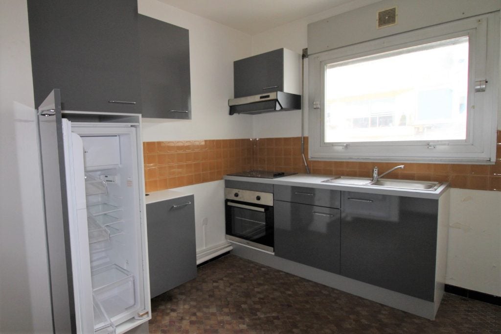 Flat Rue des Trois Frères Le Goff in Saint-Brieuc