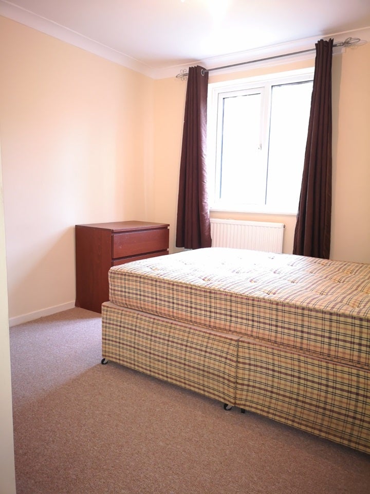 Flat Pendlebury in Bracknell