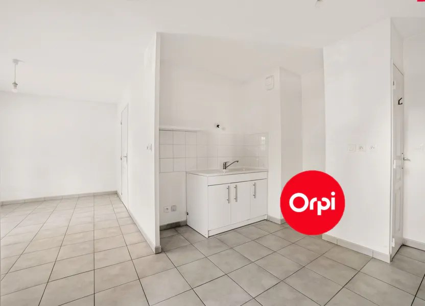 Flat Rue Laborde in Bron