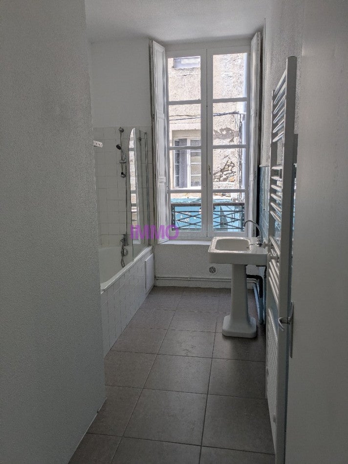 Flat Rue de Lergue in Lodève