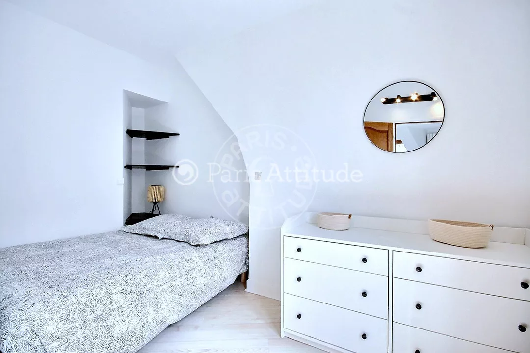 Appartement Rue Jouffroy d'Abbans à Paris