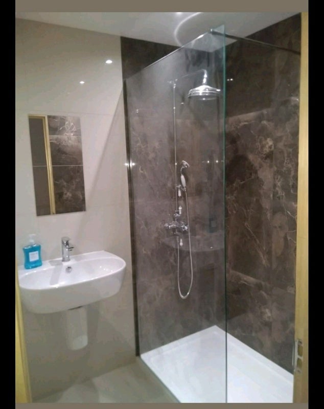 Room Roman Way in Greater London