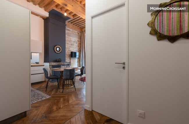 Flat Rue Hippolyte Flandrin in Lyon