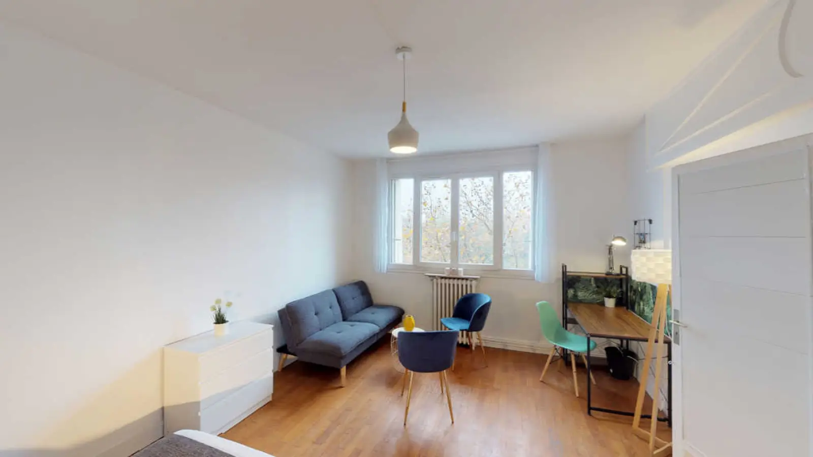 Appartement Avenue de Salonique à Paris