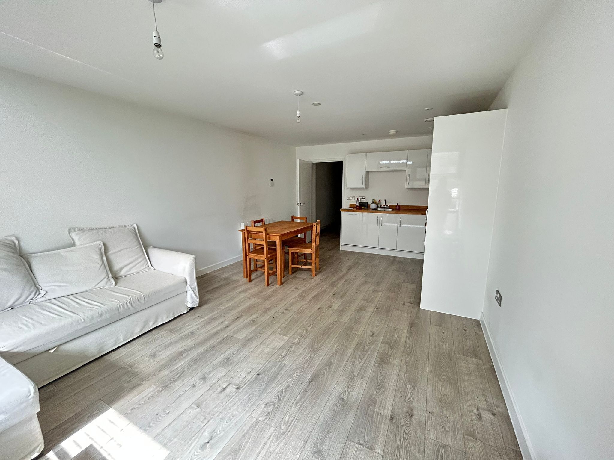 Flat Edinburgh Way in Harlow