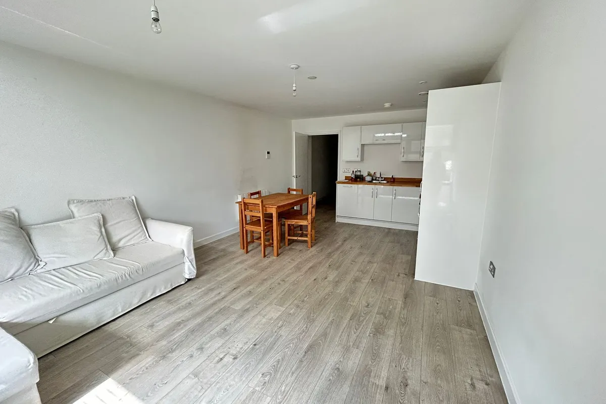 Flat Edinburgh Way in Harlow