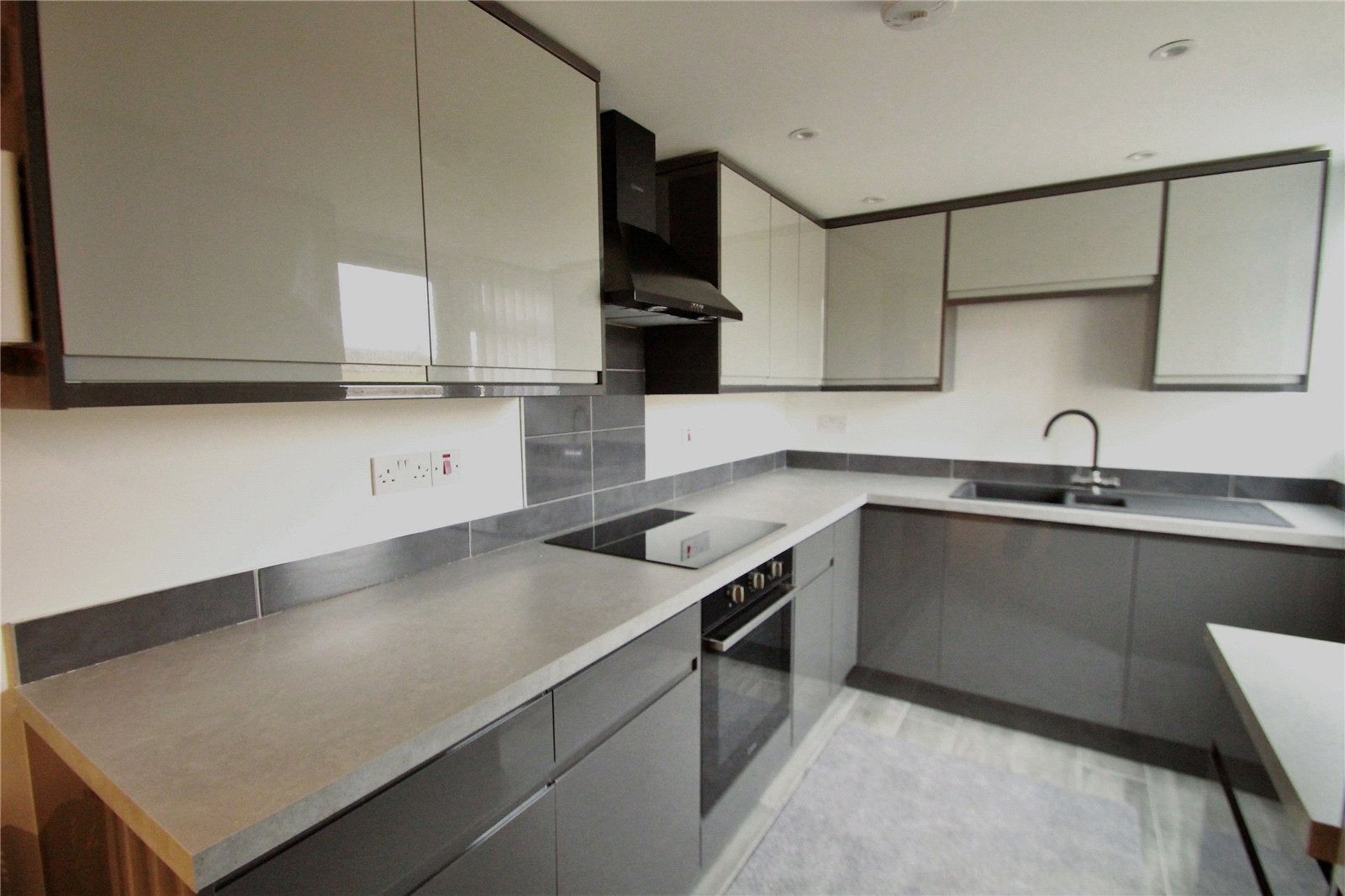 Room Stanton Close in Bristol