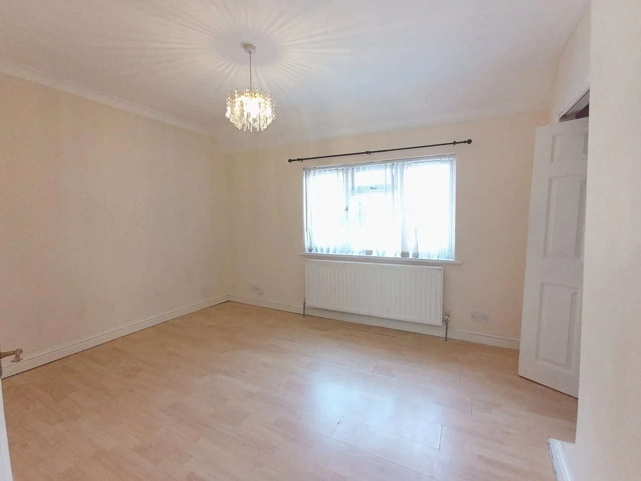 Flat Brimsdown Avenue in Greater London