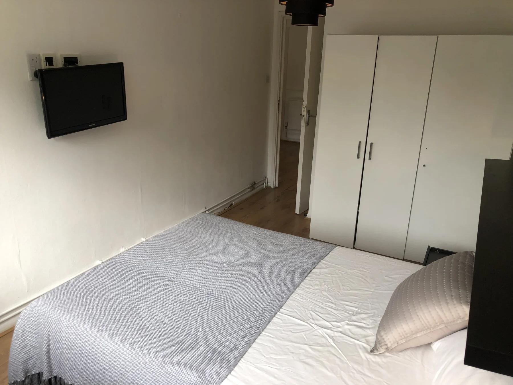 Flat Campbell Road in Greater London
