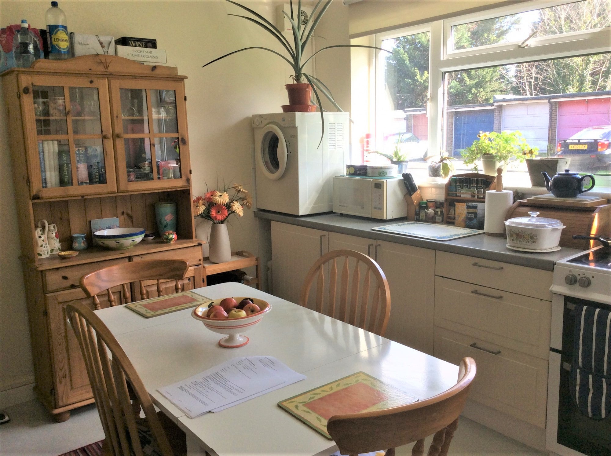 Flat Avebury Road in Greater London