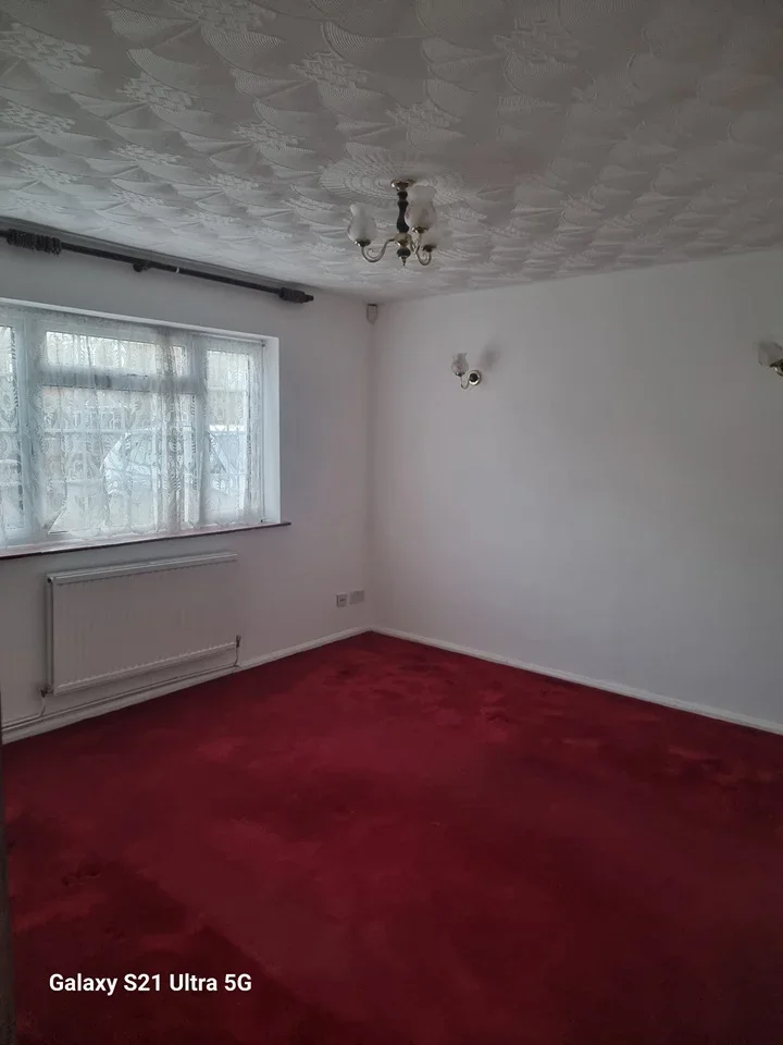 House Ditton Road in Greater London