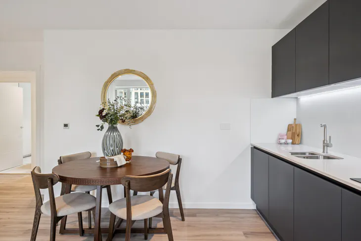 Flat Wornington Road in Greater London