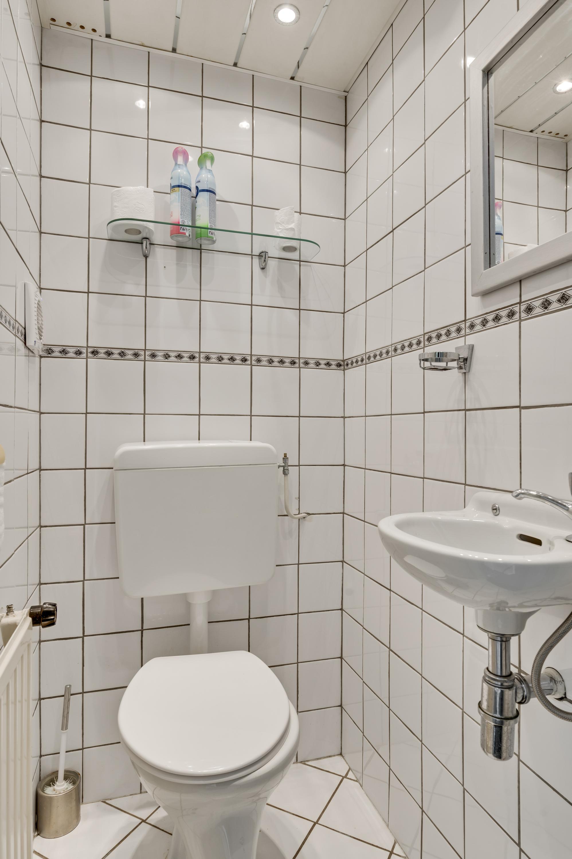 Twee-onder-één-kap te koop: Burg. van Udenstraat 3B, Nederweert