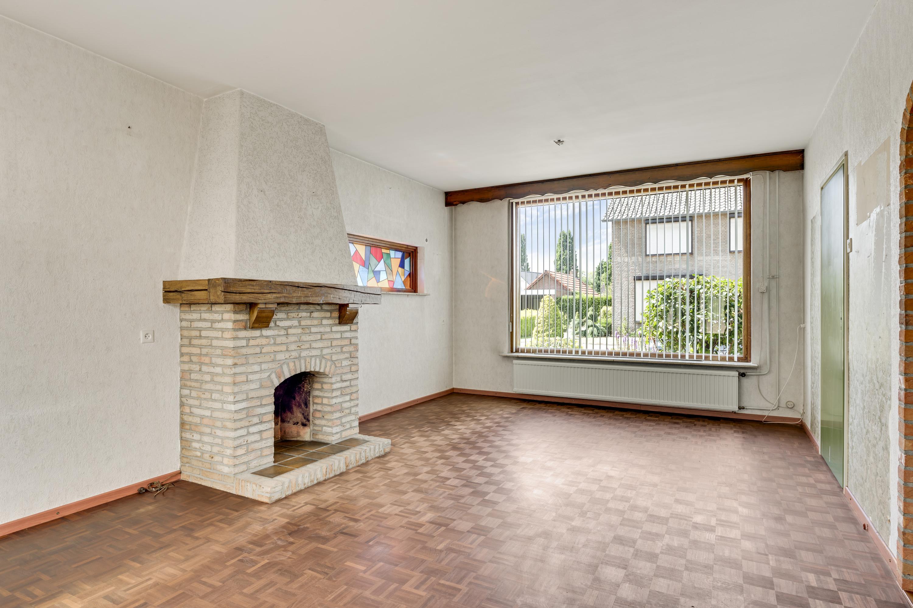 Twee-onder-één-kap te koop: Burg. van Udenstraat 3B, Nederweert