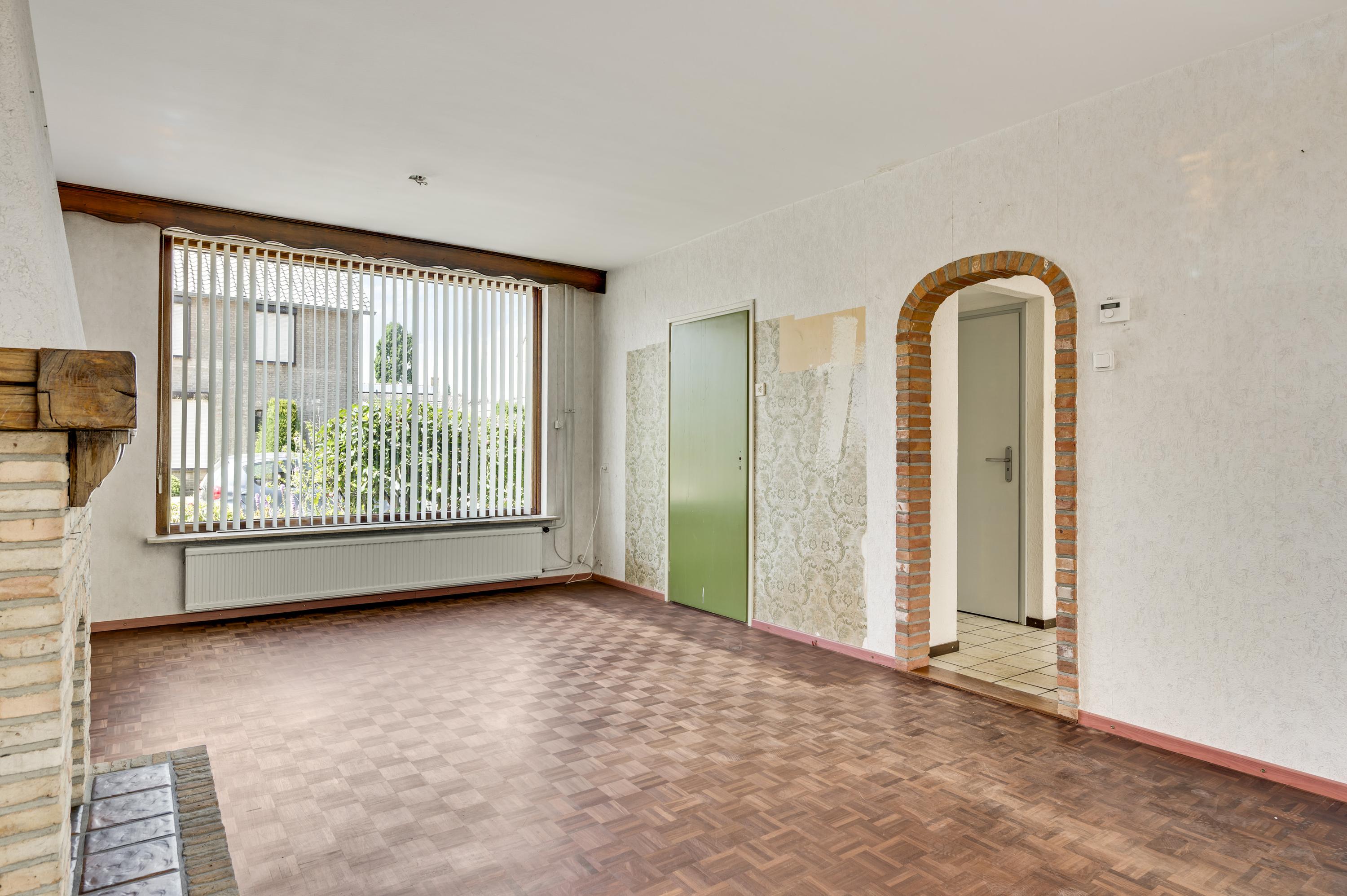 Twee-onder-één-kap te koop: Burg. van Udenstraat 3B, Nederweert
