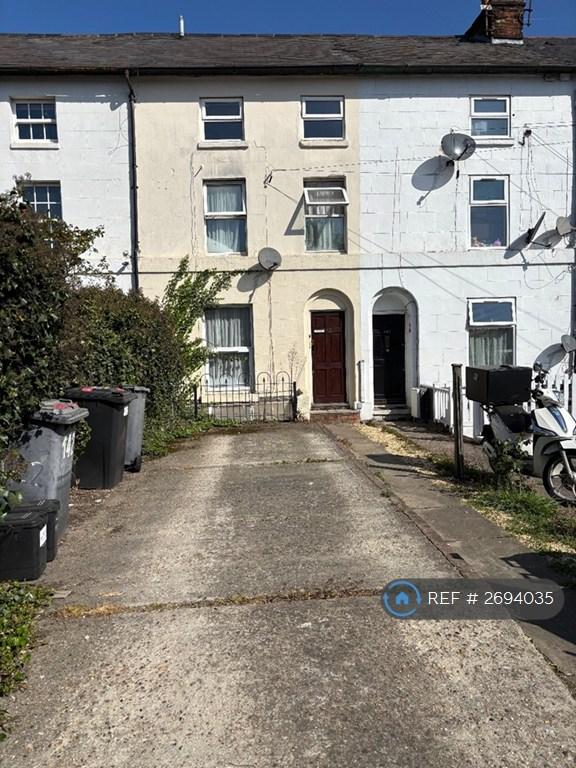 Flat Chatham Street in Reading
