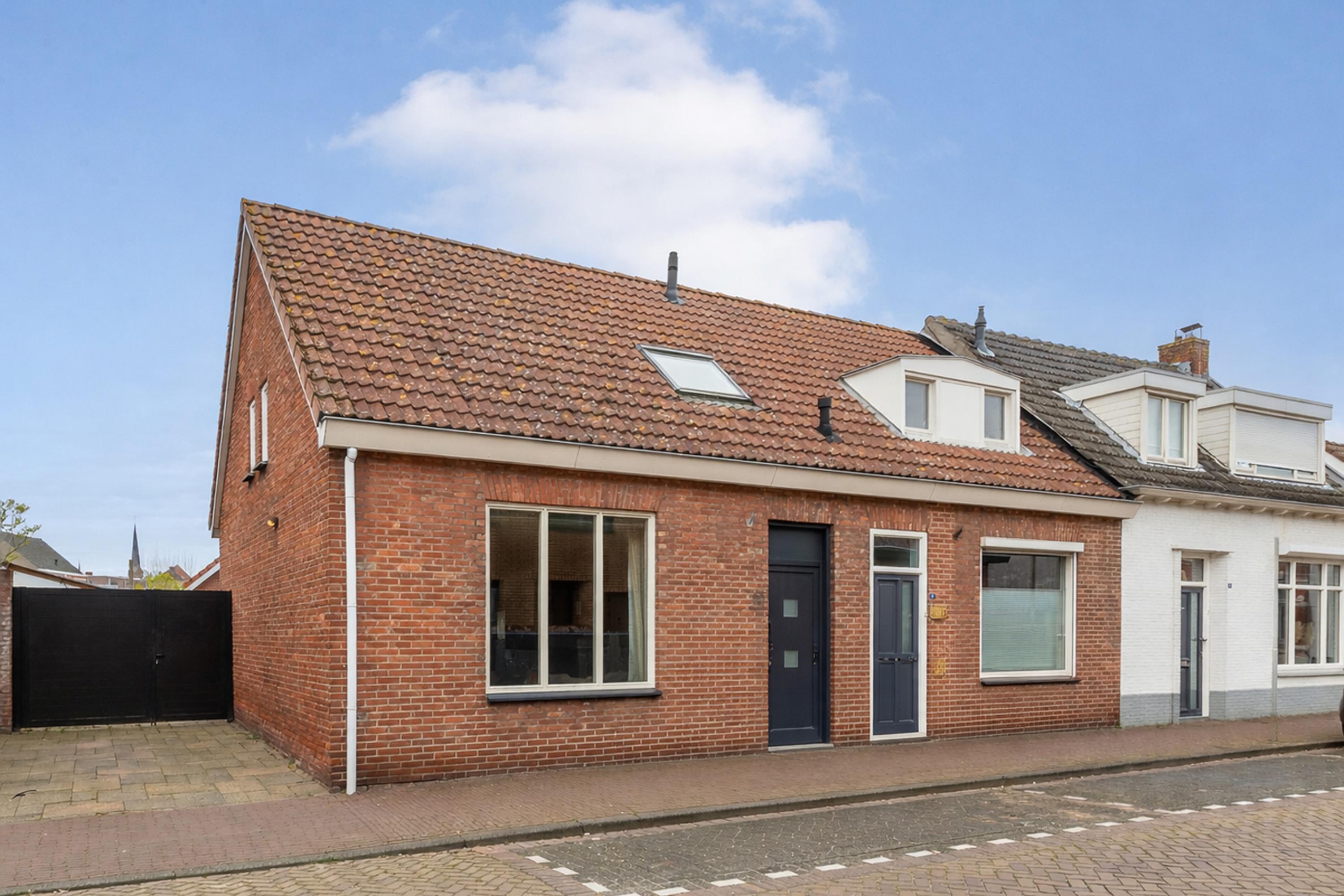 Huis Koningin Wilhelminastr 4641 GR in Ossendrecht