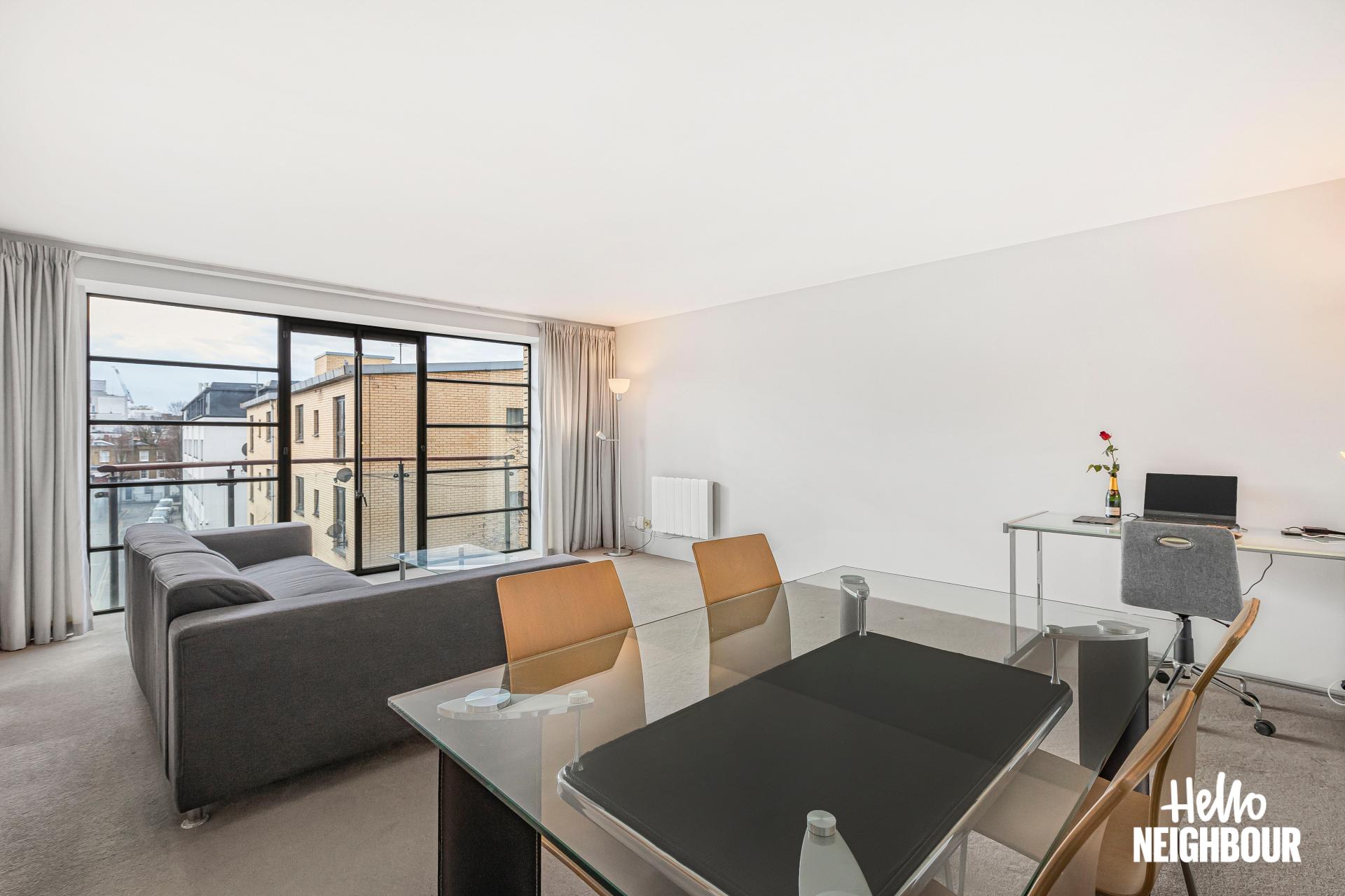 Flat New Wharf Road in Greater London
