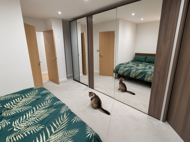Room York Road in Greater London
