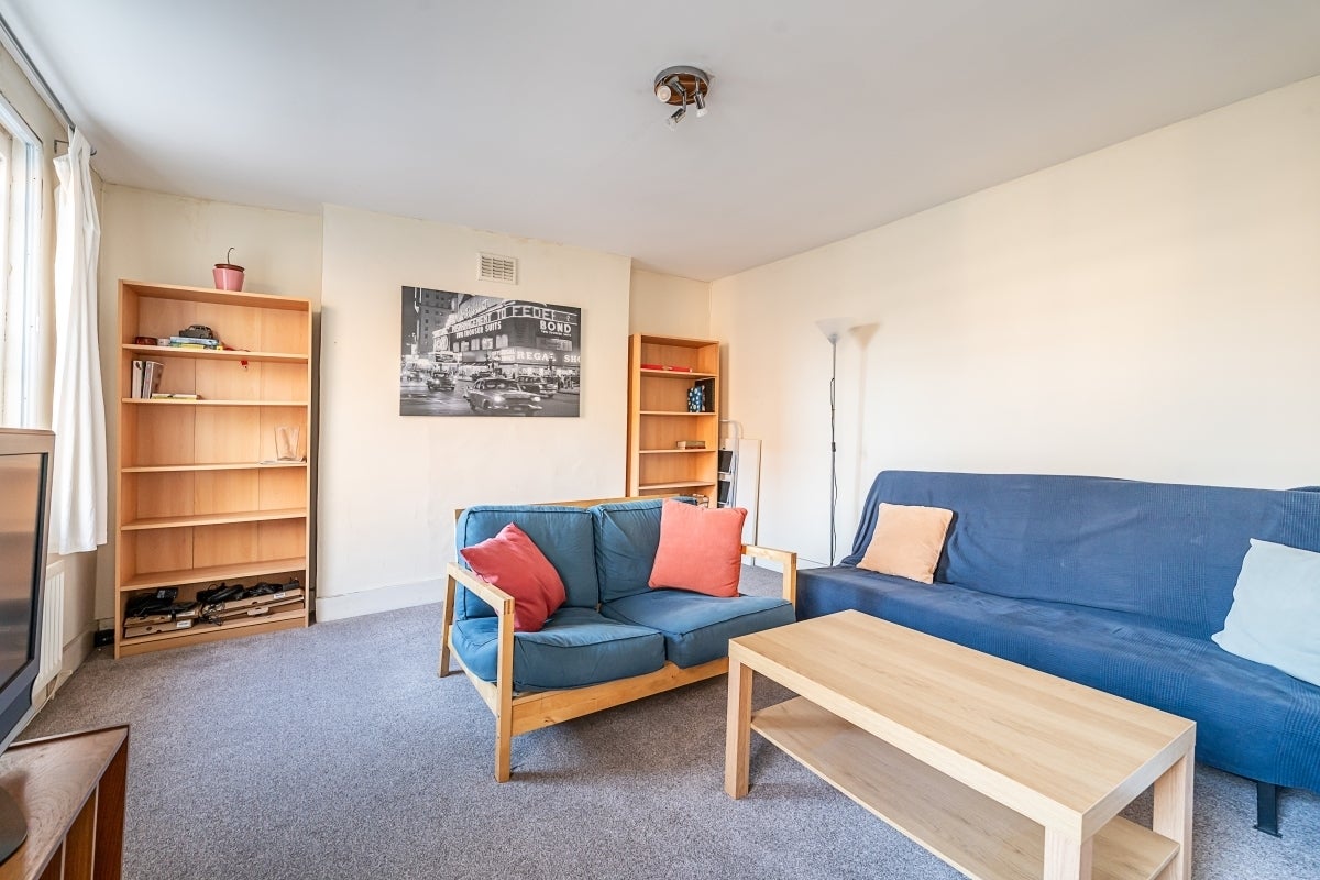 Room Claylands Place in Greater London