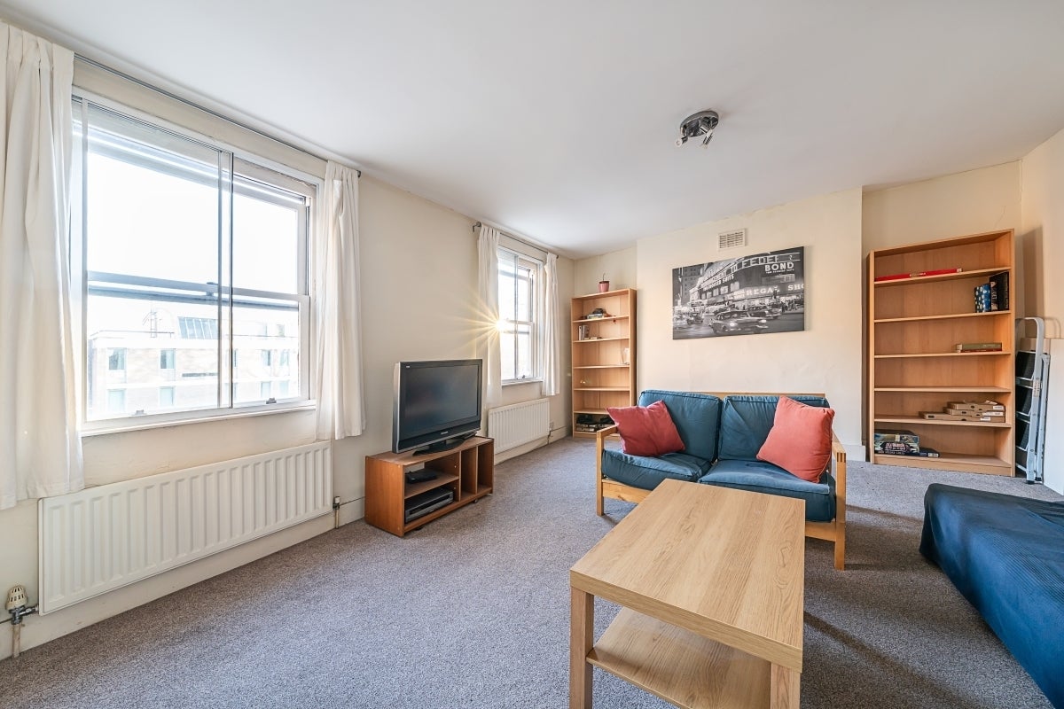 Room Claylands Place in Greater London