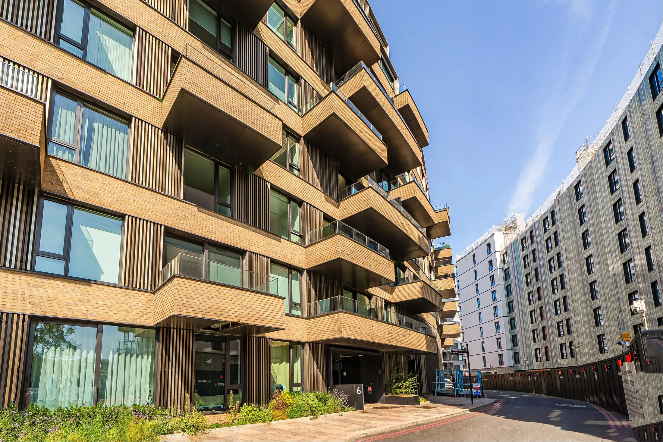 Flat Wood Crescent in Greater London