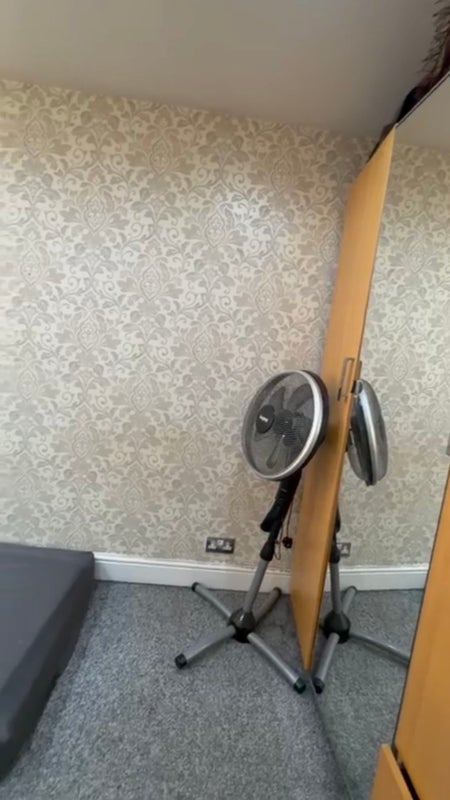 Room Walpole Road in Greater London