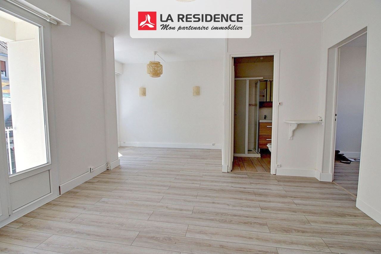 Flat Rue du Général de Gaulle in Louviers