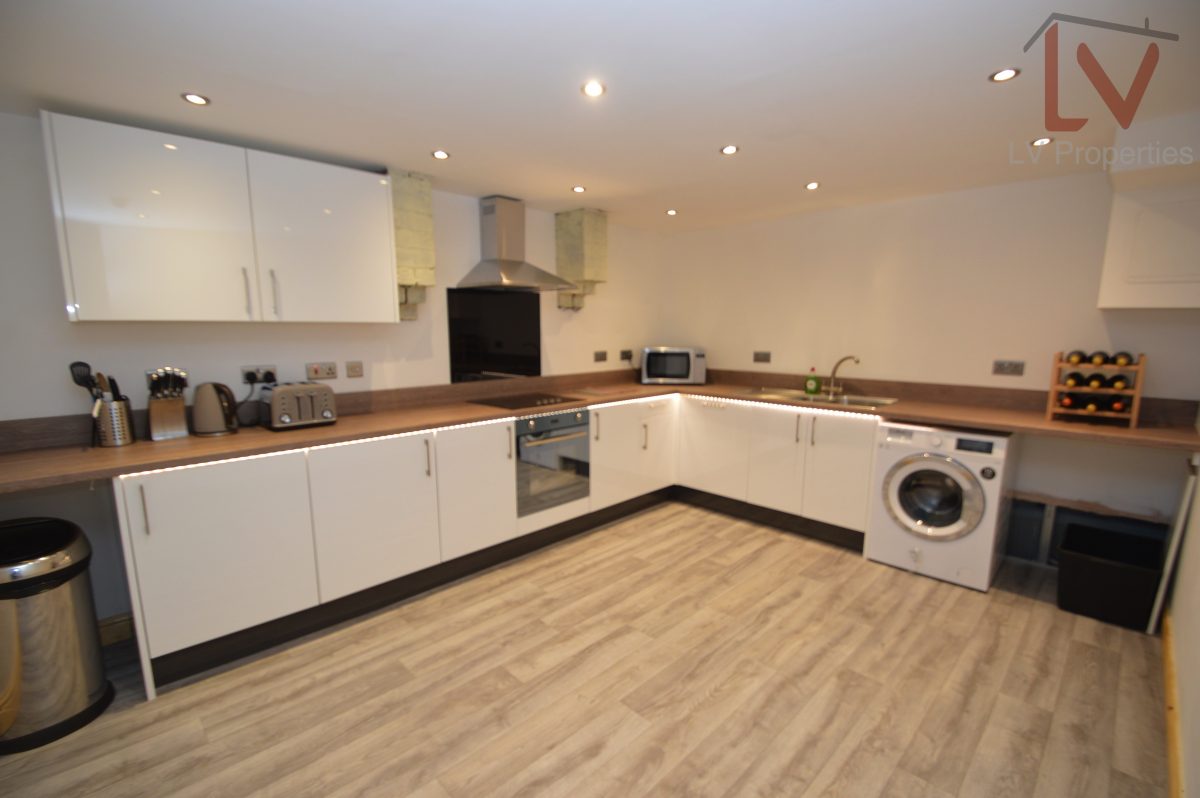 Flat Rokeby Gardens in Leeds