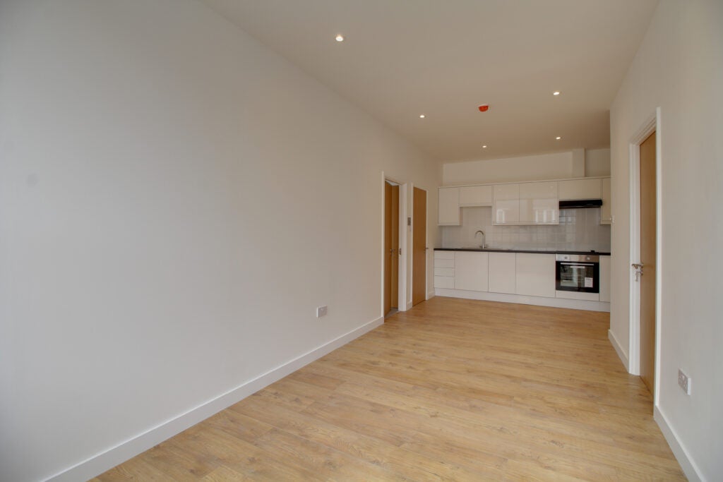 Flat Victoria Road in Rushmoor