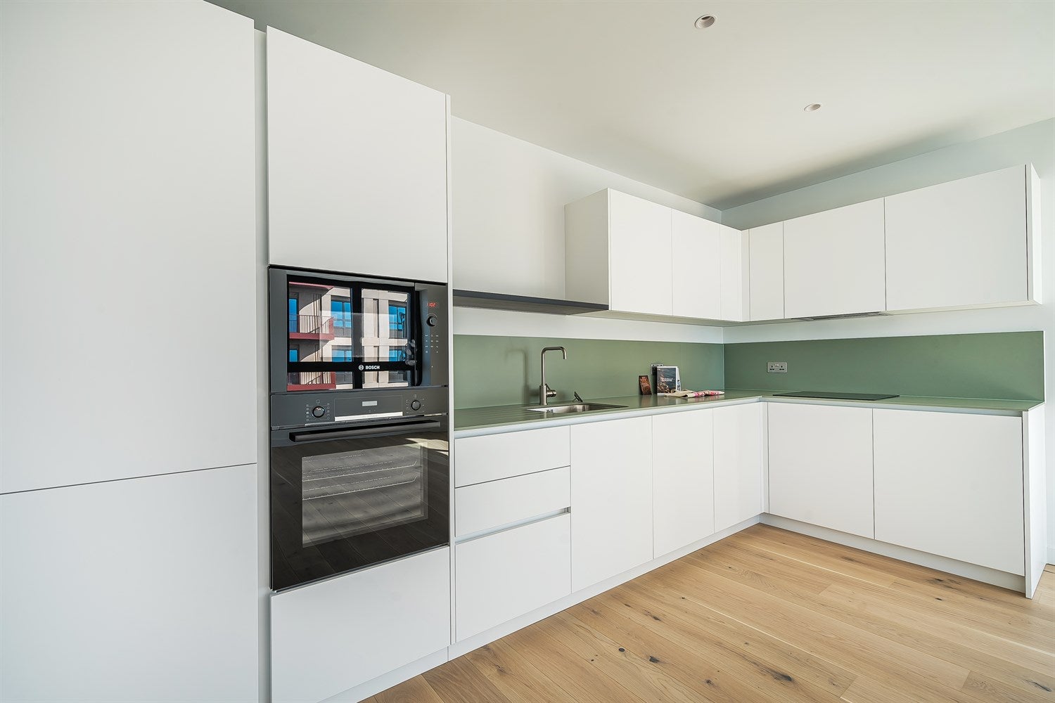 Flat Pilot Walk in Greater London