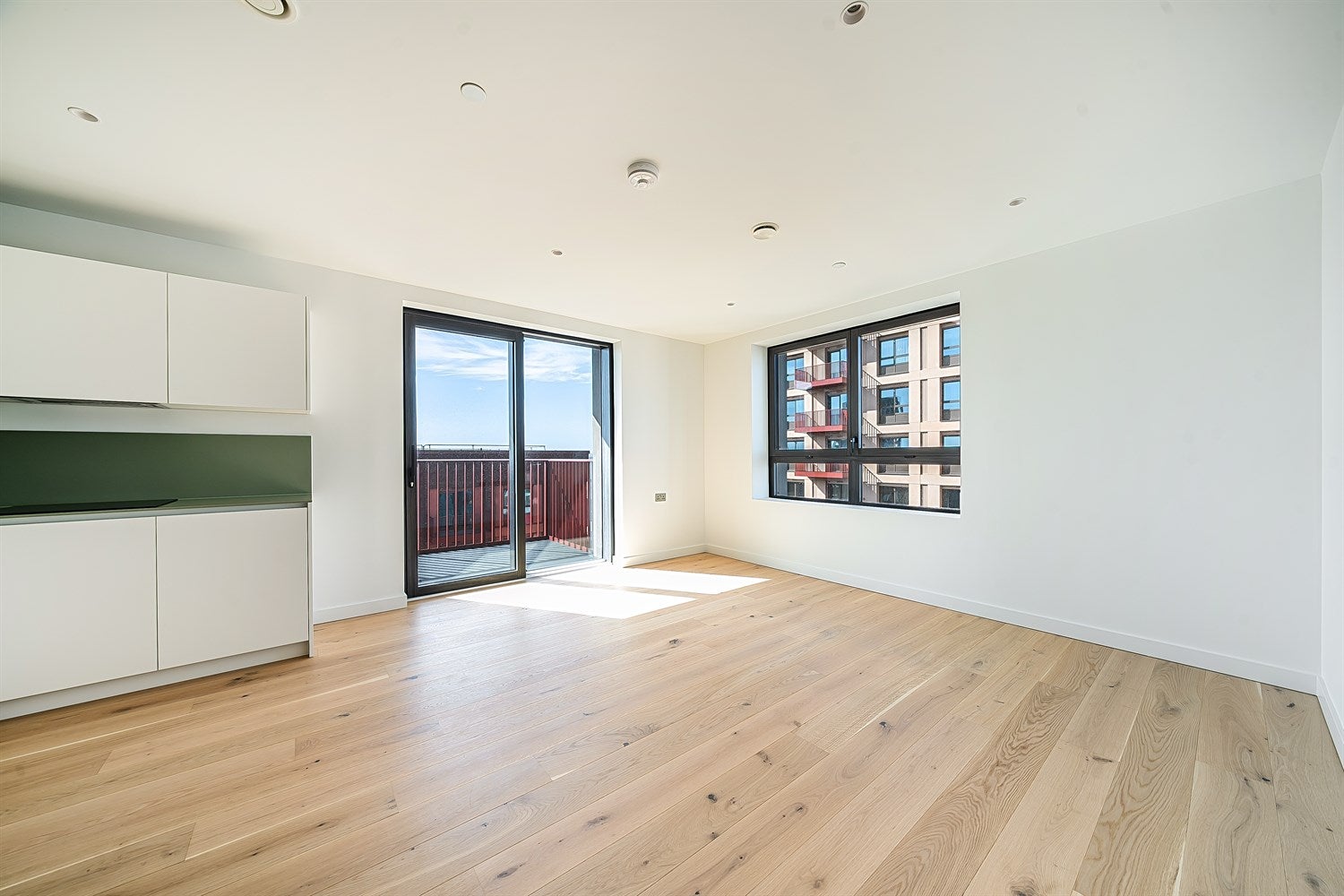 Flat Pilot Walk in Greater London