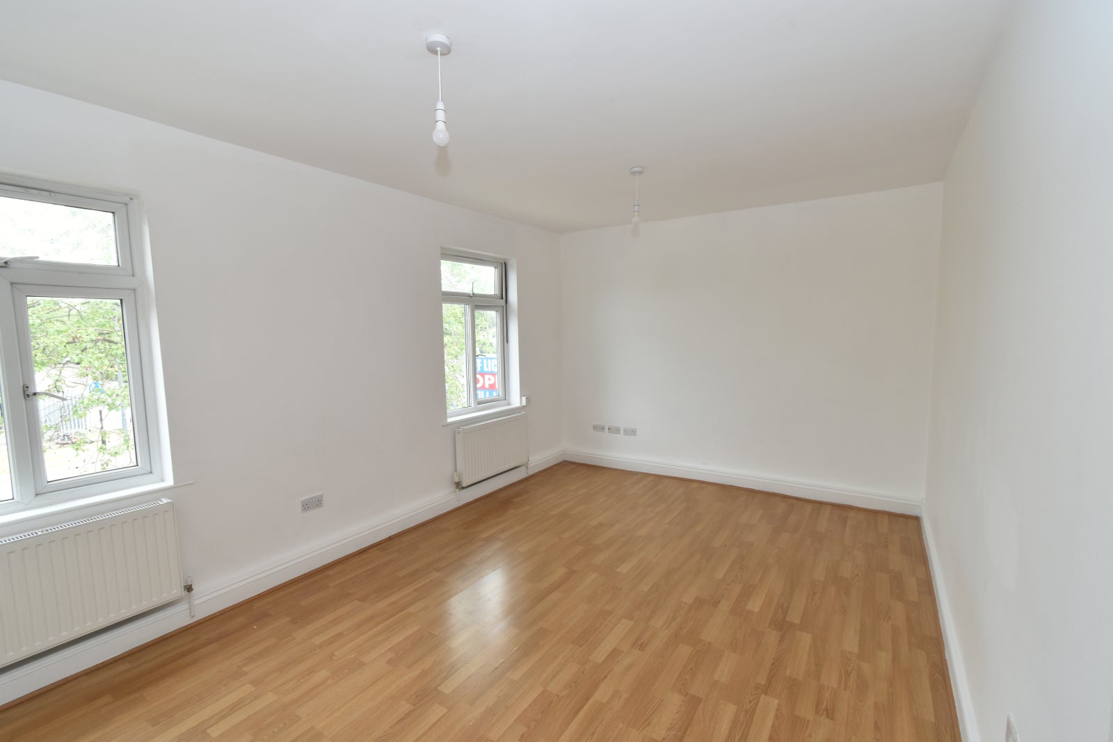 Flat Bilton Road in Greater London