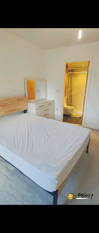 Room Rathbone Market in Greater London