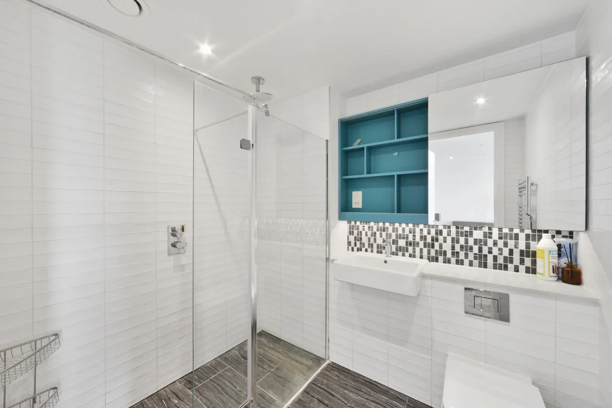 Flat Newington Causeway in Greater London