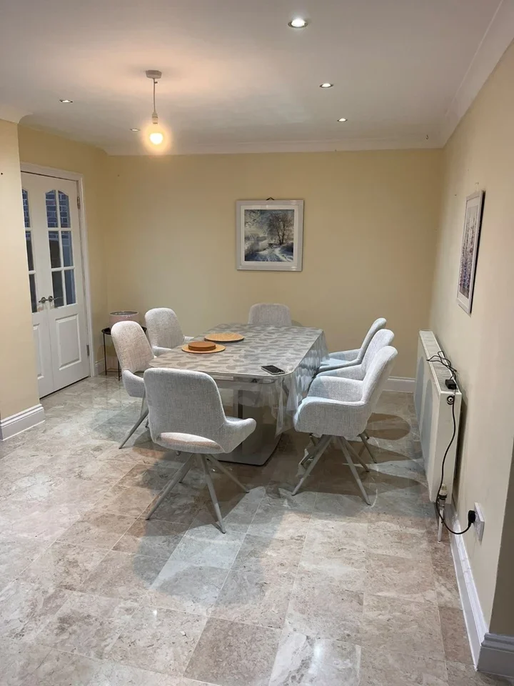 House Kynaston Wood in Greater London