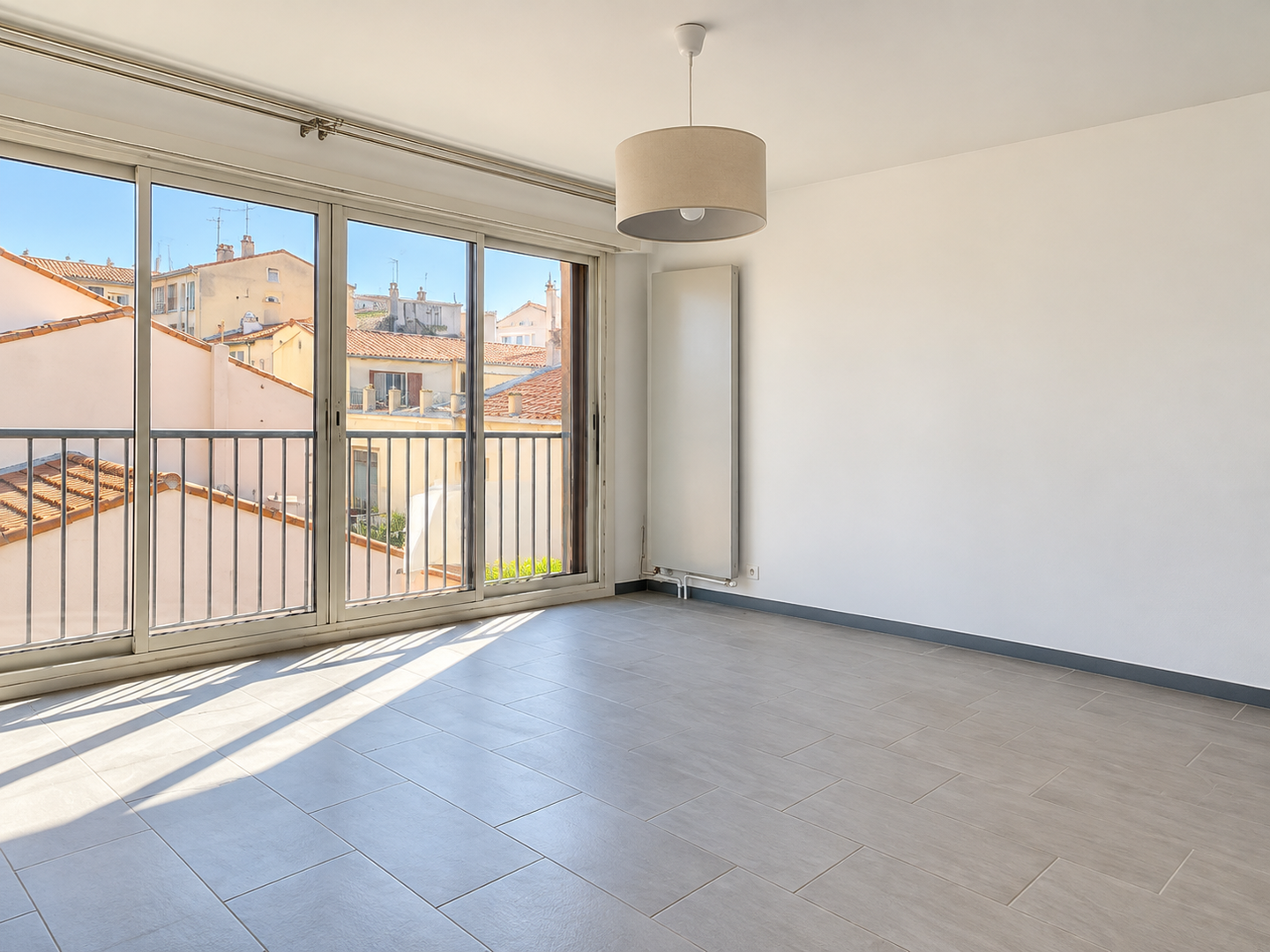 Flat Rue Marignan in Marseille