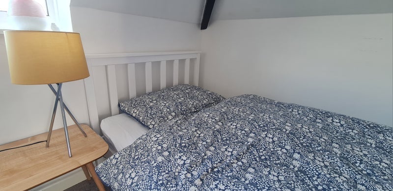 Room Kings Road in Bristol