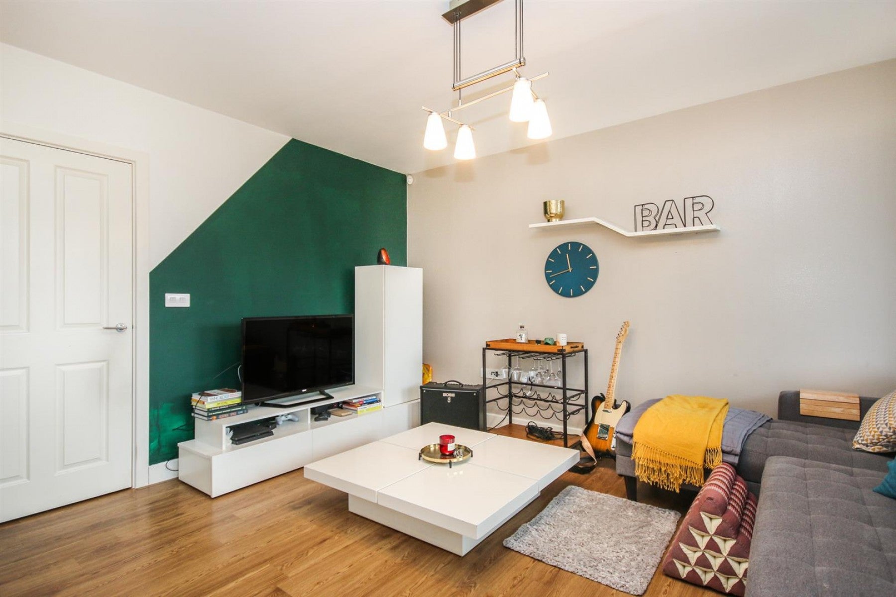 Flat Seven Sisters Road in Greater London