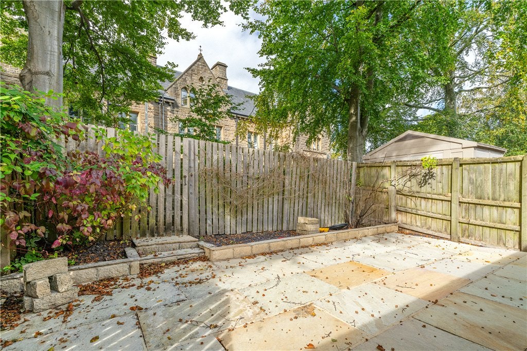 House Crossbeck Road in Bradford